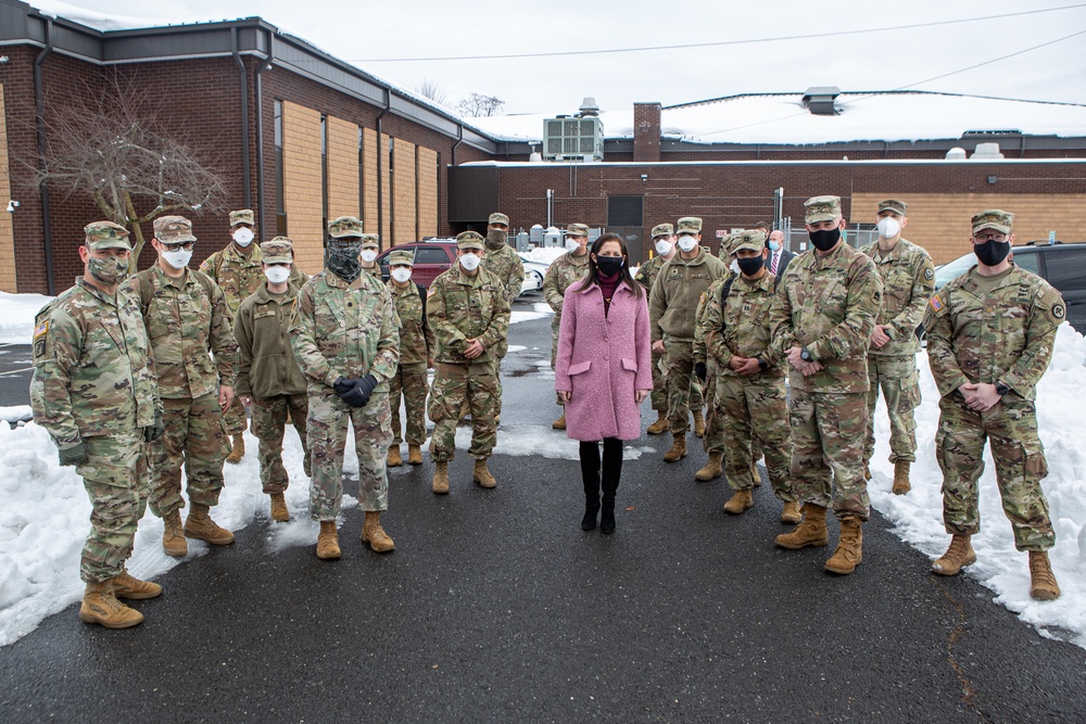 New Jersey First Lady visits National Guard returning from D.C.