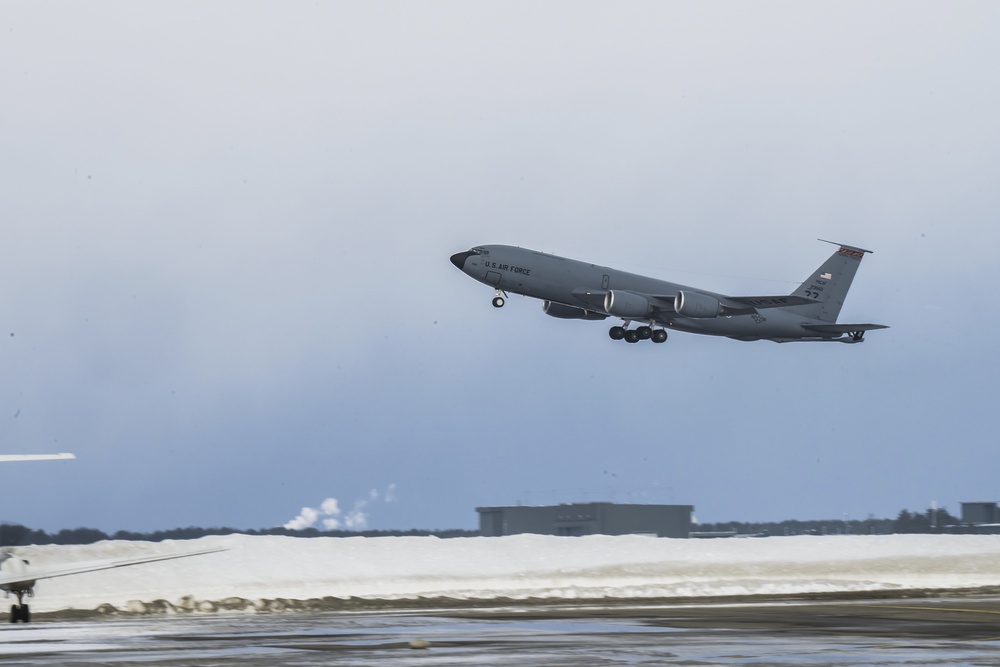 Misawa operates through record breaking December snowfall, demonstrates joint and allied force readiness
