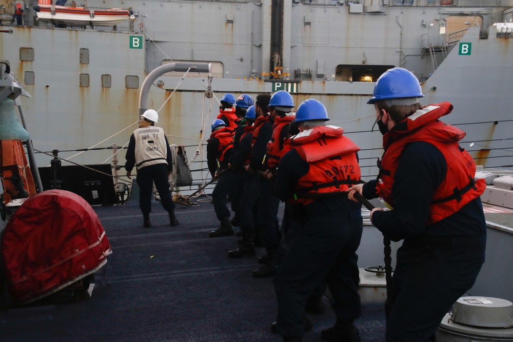 USS Mahan Repenishment-at-Sea