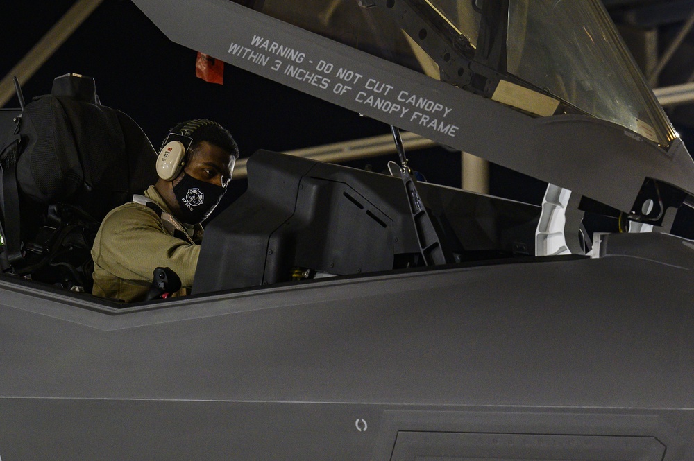 Light it up, Red Flag F-35 night maintenance