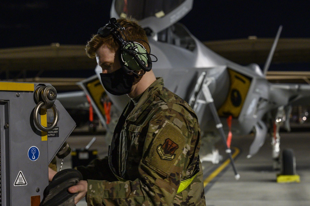 Light it up, Red Flag F-35 night maintenance