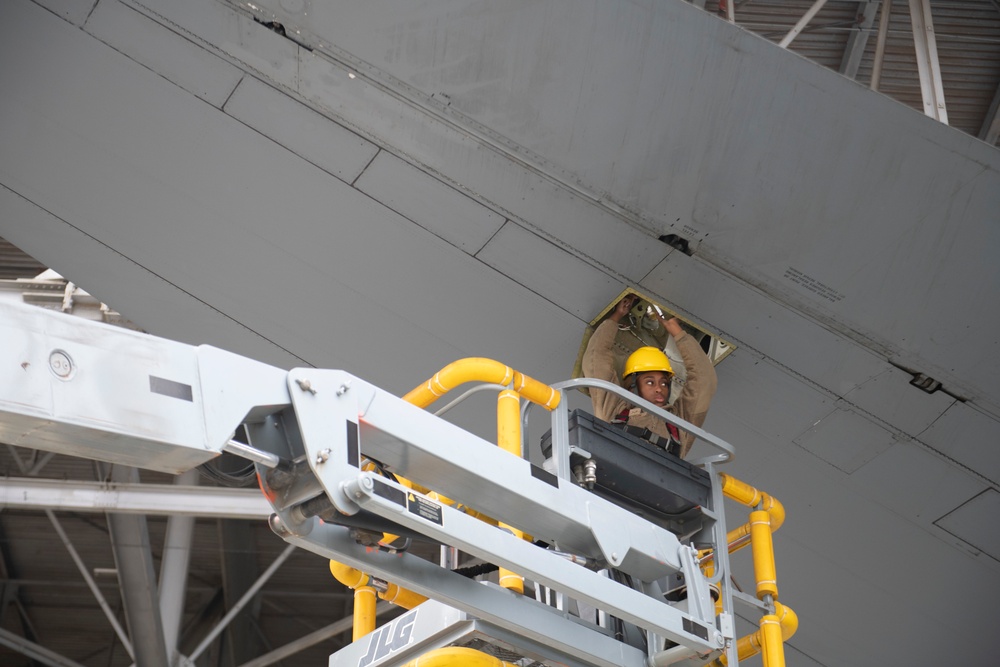 660th AMXS maintainer working on KC-10 Extender
