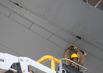 660th AMXS maintainer working on KC-10 Extender