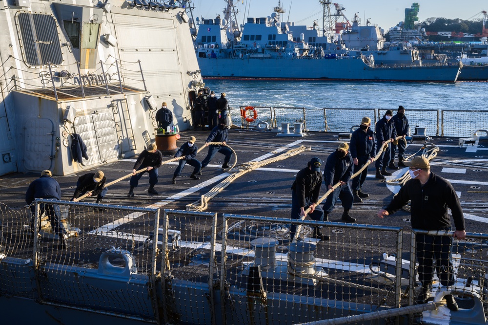 USS Rafael Peralta arrives in Yokosuka, joins U.S 7th Fleet