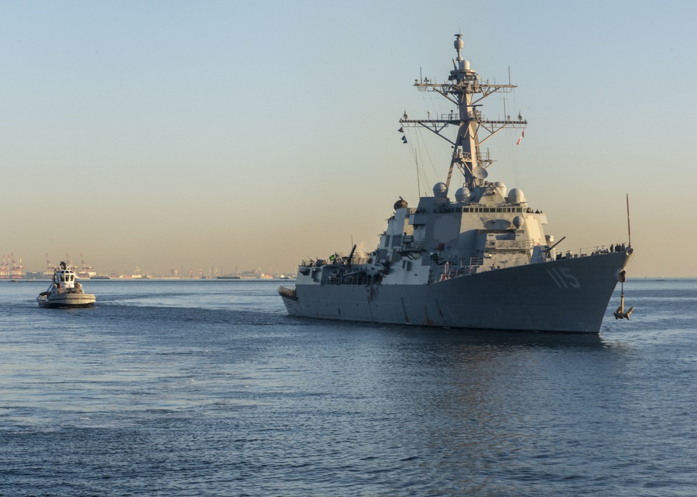 USS Rafael Peralta (DDG 115) changes homeports, arrives at Commander, Fleet Activities Yokosuka