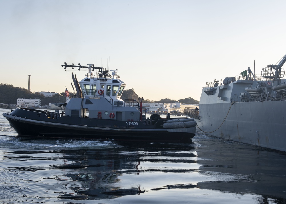 USS Rafael Peralta (DDG 115) changes homeports, arrives at Commander, Fleet Activities Yokosuka