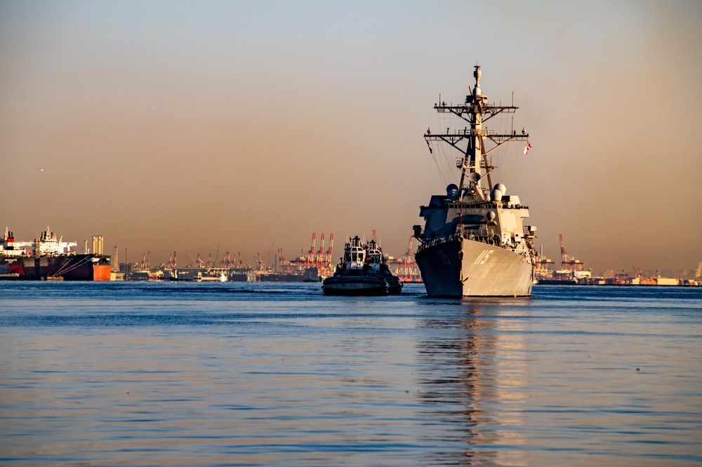 USS Rafael Peralta (DDG 115) changes homeports, arrives at Commander, Fleet Activities Yokosuka