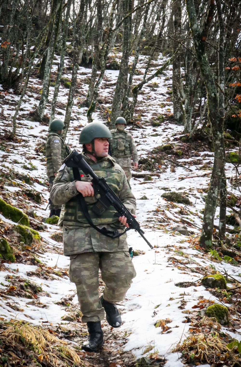 Turkish KFOR troops conduct ABL patrol
