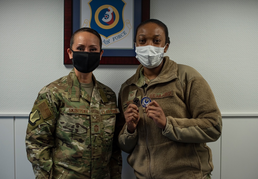 Airlifter of the week: Behind the medical curtain