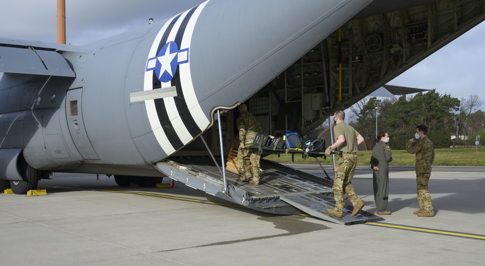 86th AW completes first NPC-L patient movement