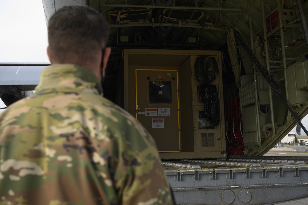 86th AW completes first NPC-L patient movement