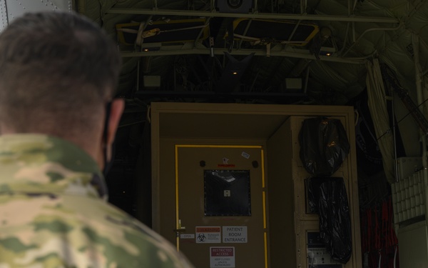 86th AW completes first NPC-L patient movement