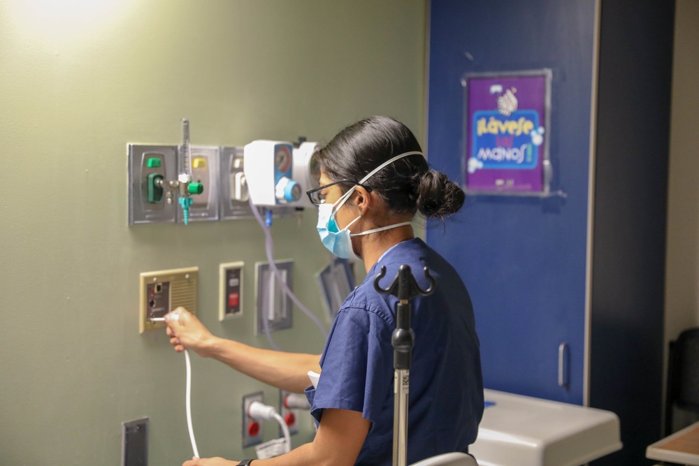 Army nurse supports Riverside hospital staff