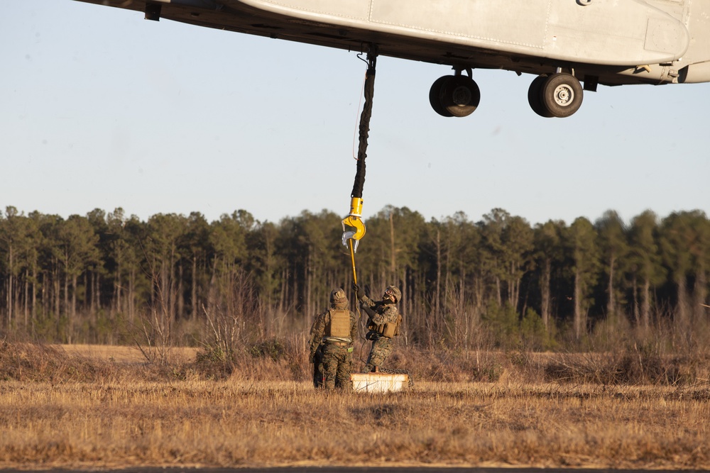 Hail to the King: CH-53K &quot;King Stallion&quot; tests its heavy-lifting capabilities