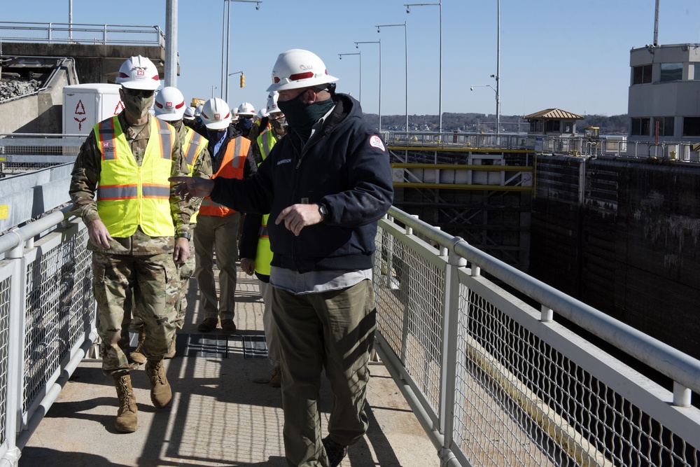 DVIDS - Images - Chief Of Engineers Visits Chickamauga Lock Replacement ...