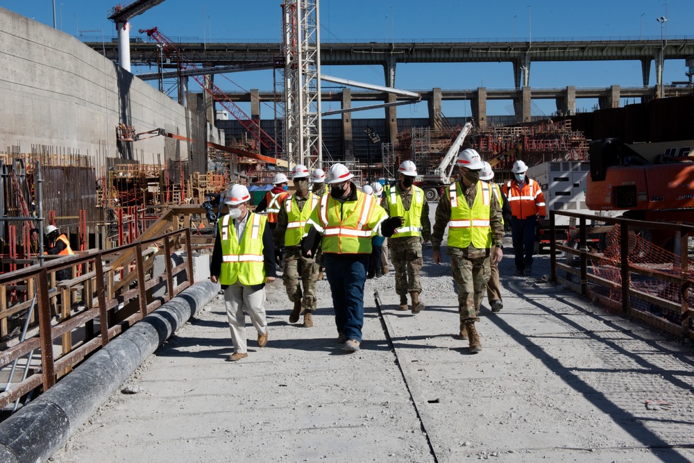 Chief of engineers visits Chickamauga Lock Replacement Project