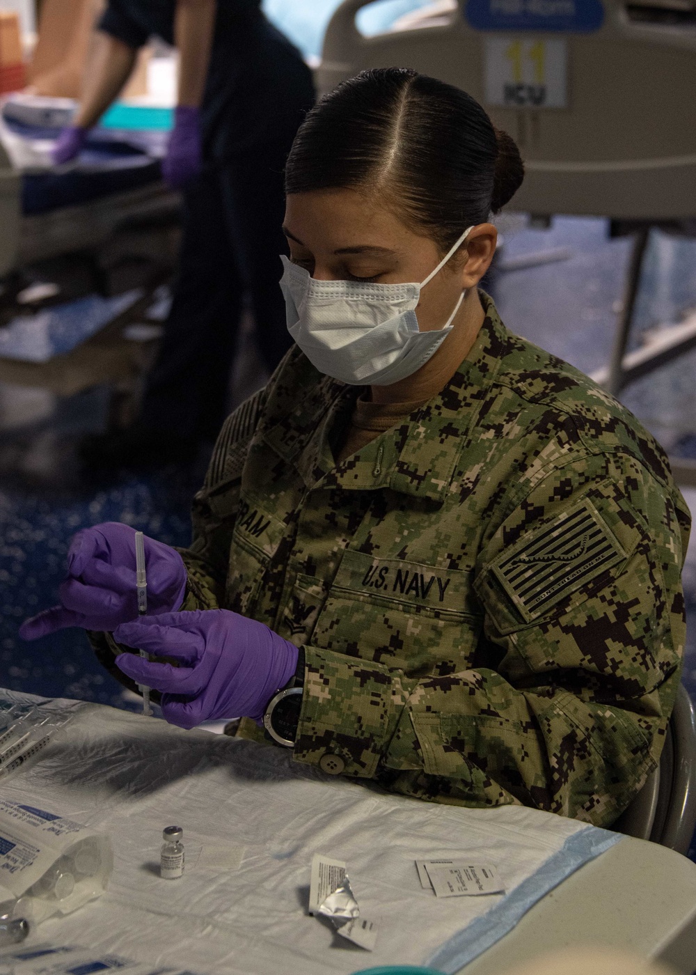 Essex First Pacific Fleet Ship to Receive Vaccinations Aboard Ship
