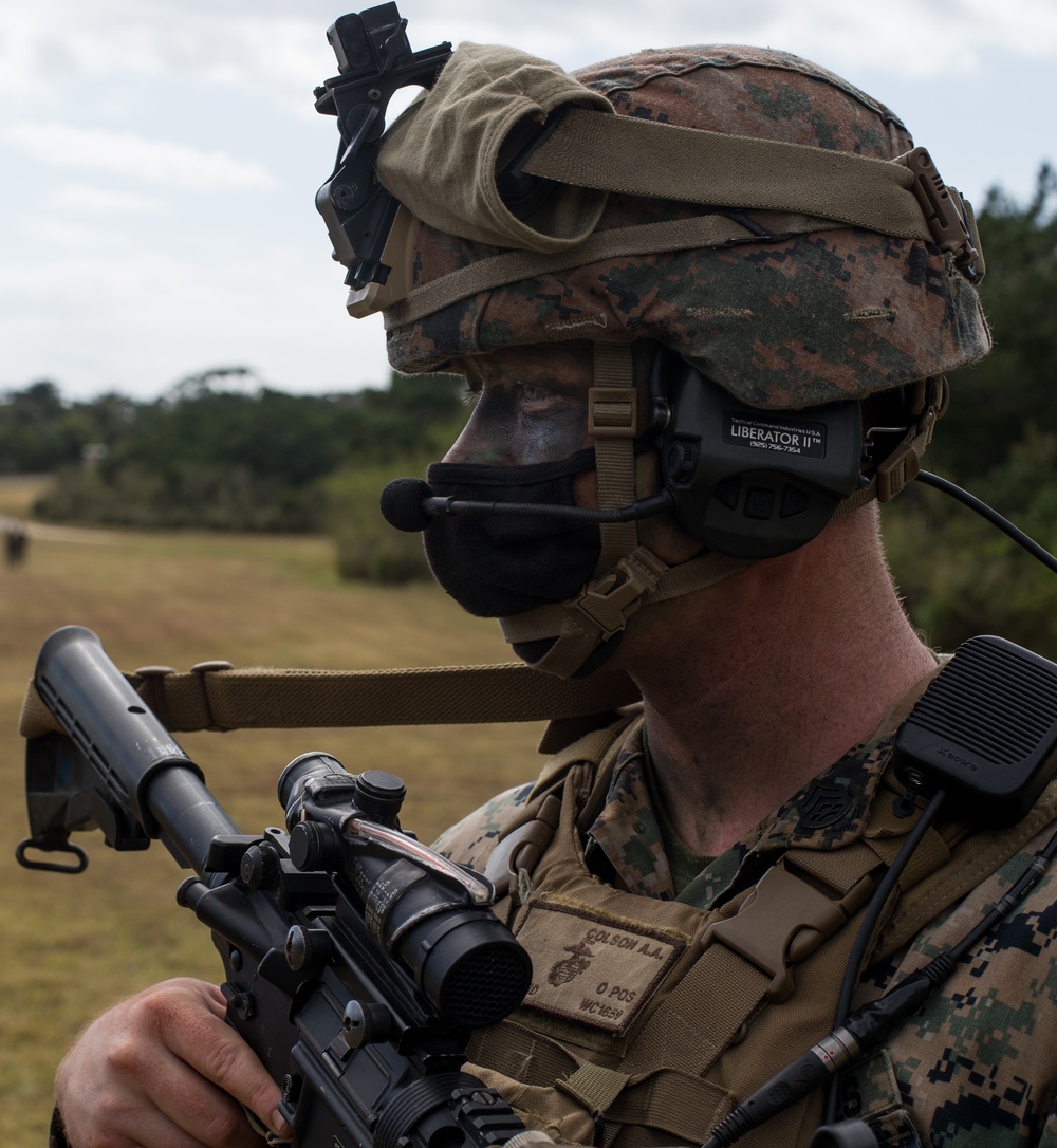 Marines with BLT 3/4 train in Okinawa