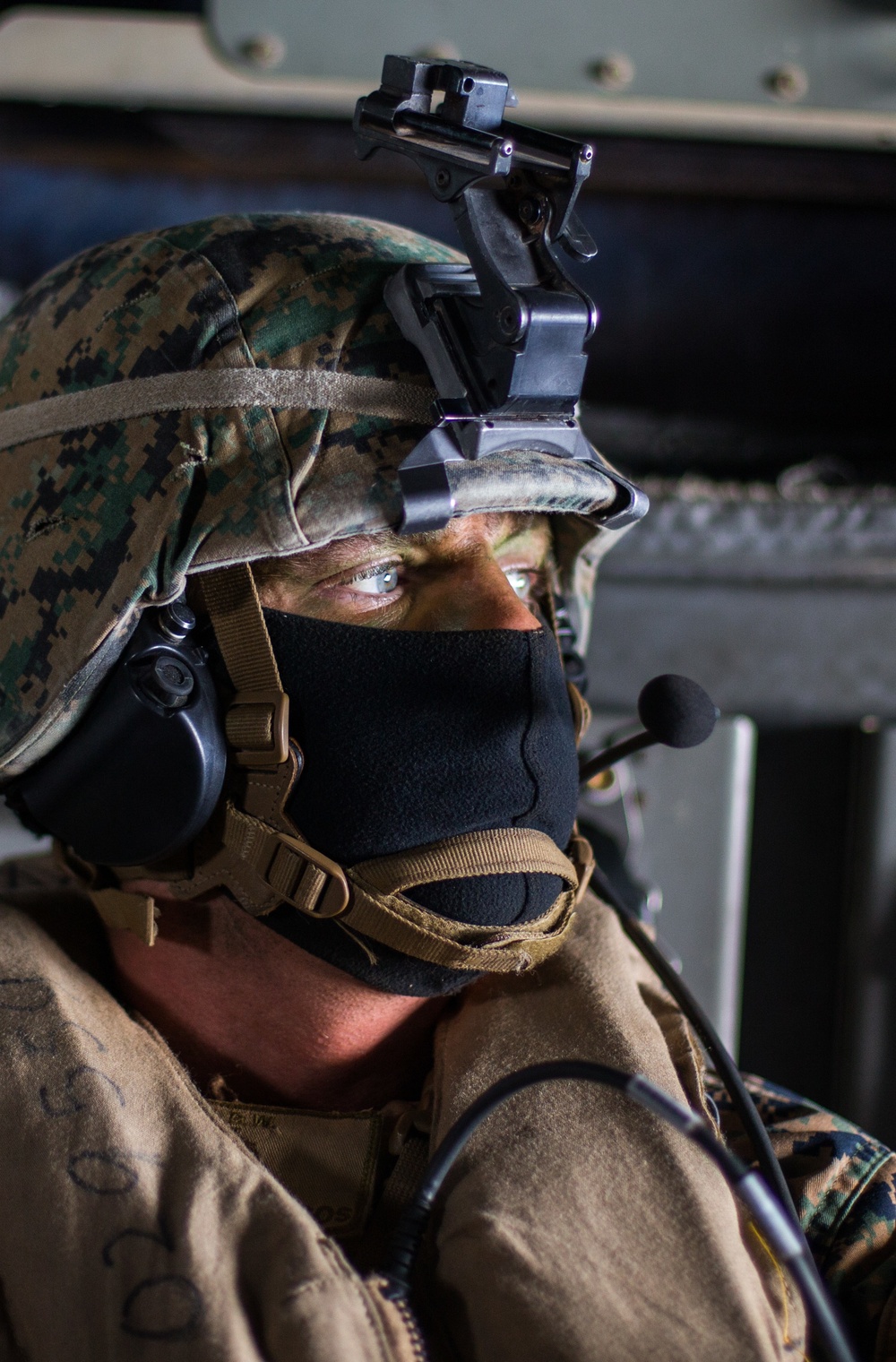 Marines with BLT 3/4 train in Okinawa