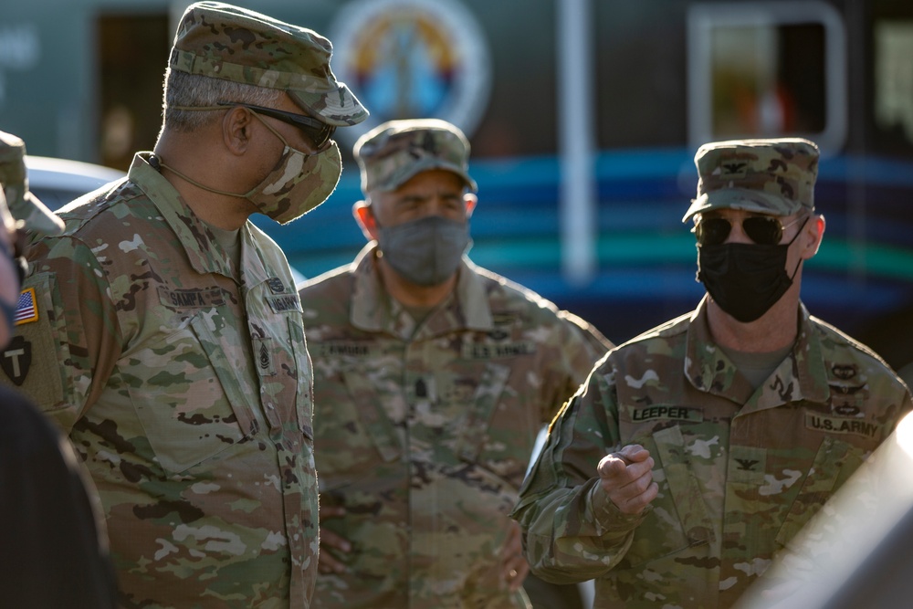 ARNG CSM Visits AZNG Covid Vaccine Site