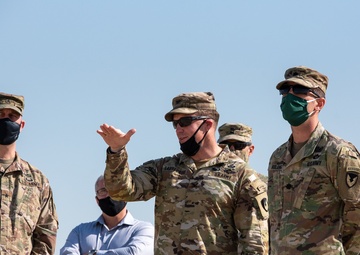 BG Swanson Visits the 401st AFSB