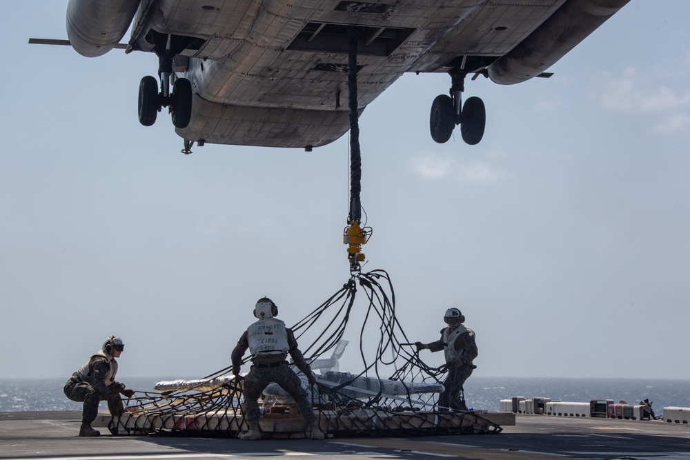 VMM-164 (Rein) Marines conduct vertical resupply aboard USS Makin Island