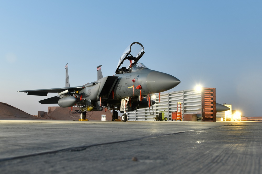 332d AEW Red Tails Ready!