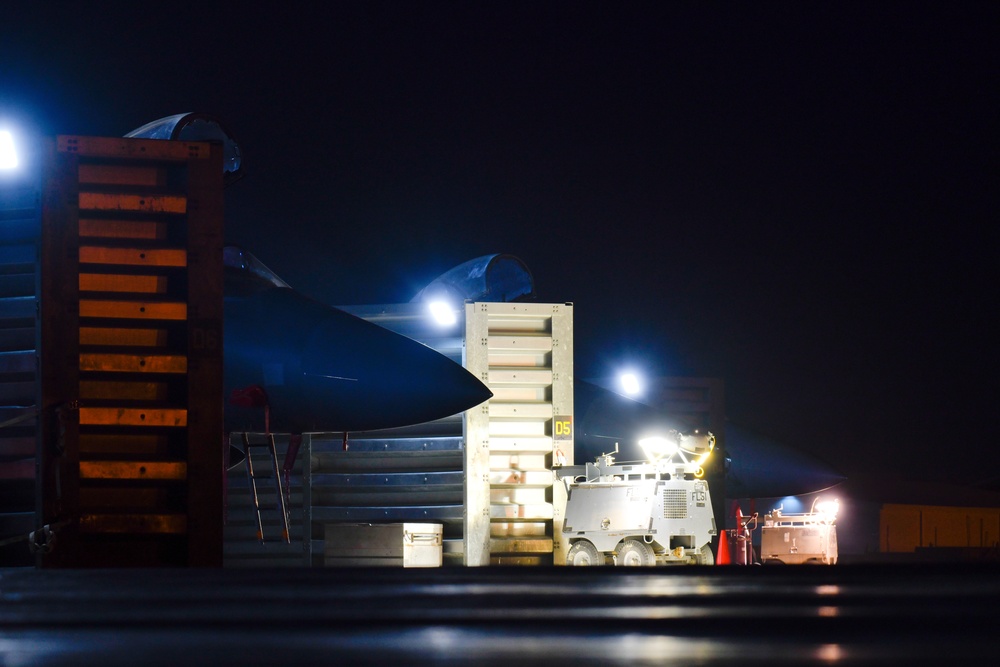 332d AEW Red Tails Ready!