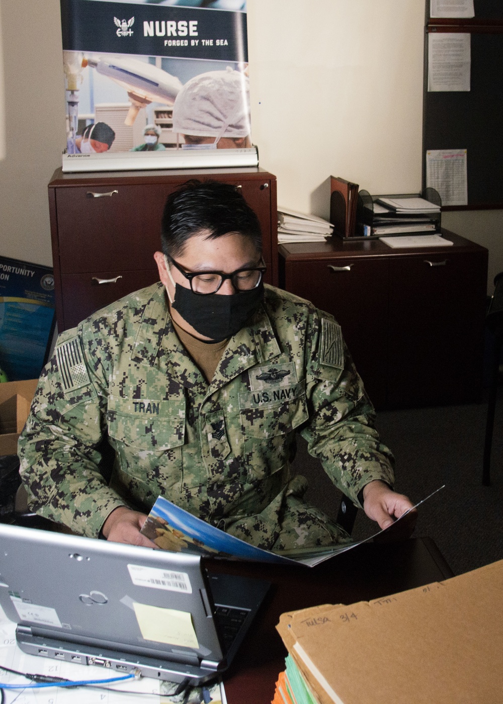 Navy Recruiter Excels as Health Benefits Advisor