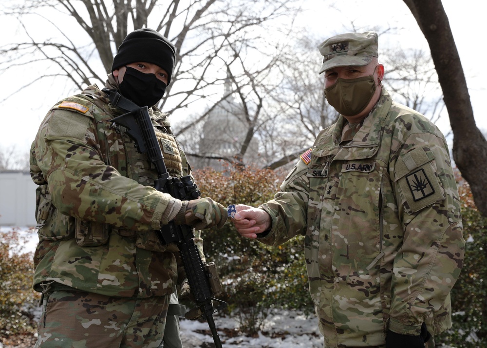 New York Adjutant General visits Guardsmen in Nation’s Capital