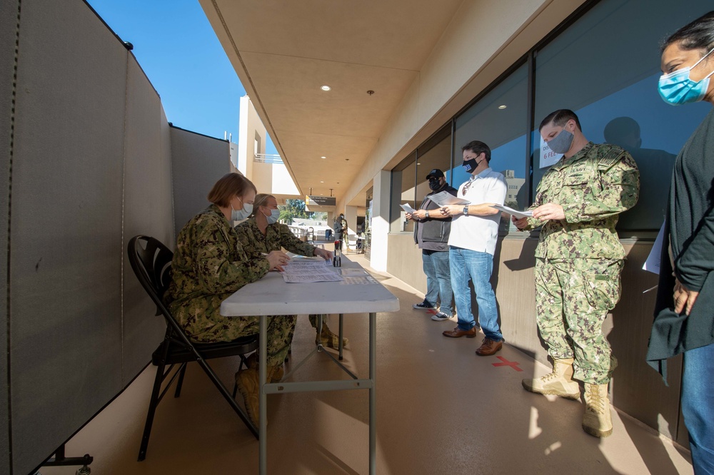 NMRTC Sailors Receive On-The-Job Training to Prepare for Deployment