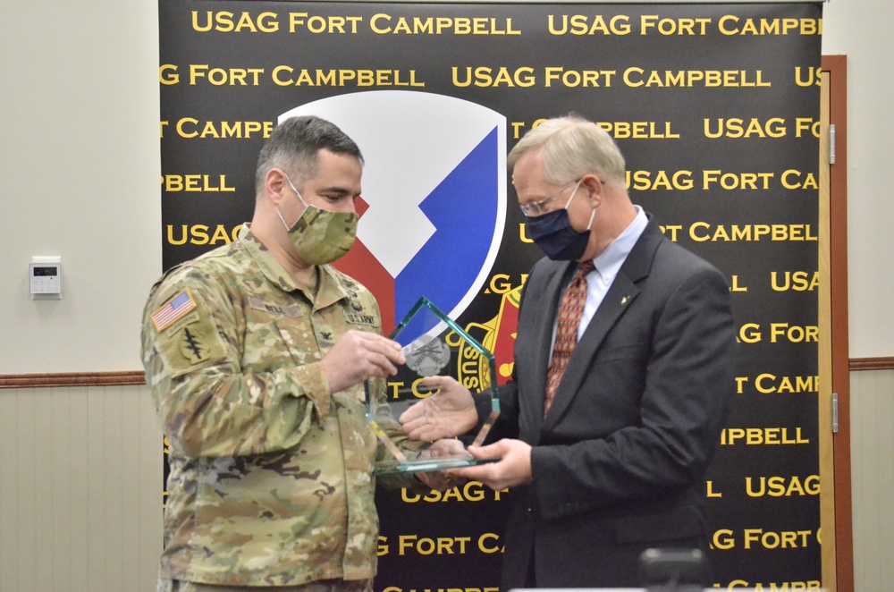 IMCOM recognizes four Fort Campbell garrison employees