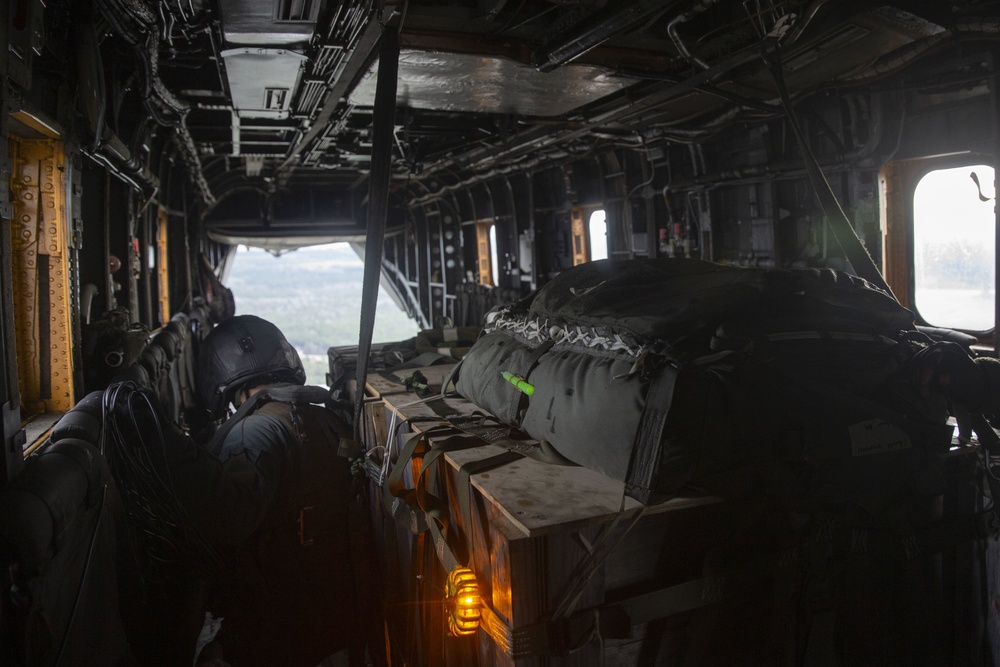 Special delivery from Marine Heavy Helicopter Squadron 464