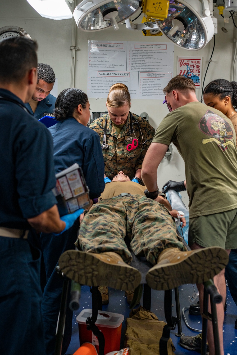 Sailors aboard USS Makin Island conduct mass casualty training event