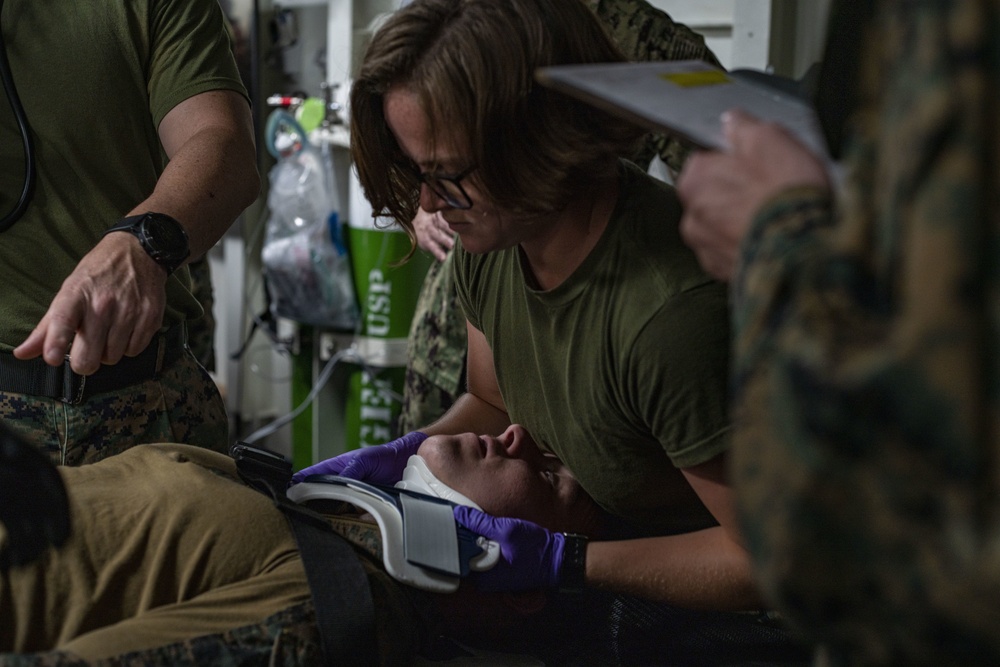 Sailors aboard USS Makin Island conduct mass casualty training event