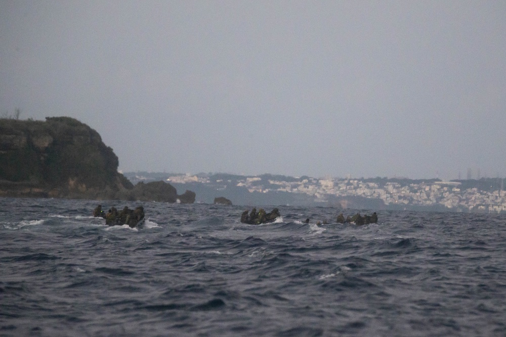 Kilo Company raids a beach with ARDB