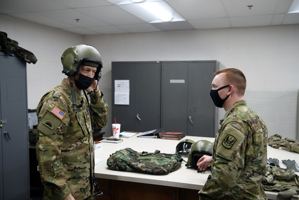 Gen. Hokanson 1-130th Attack Recon Battalion visit
