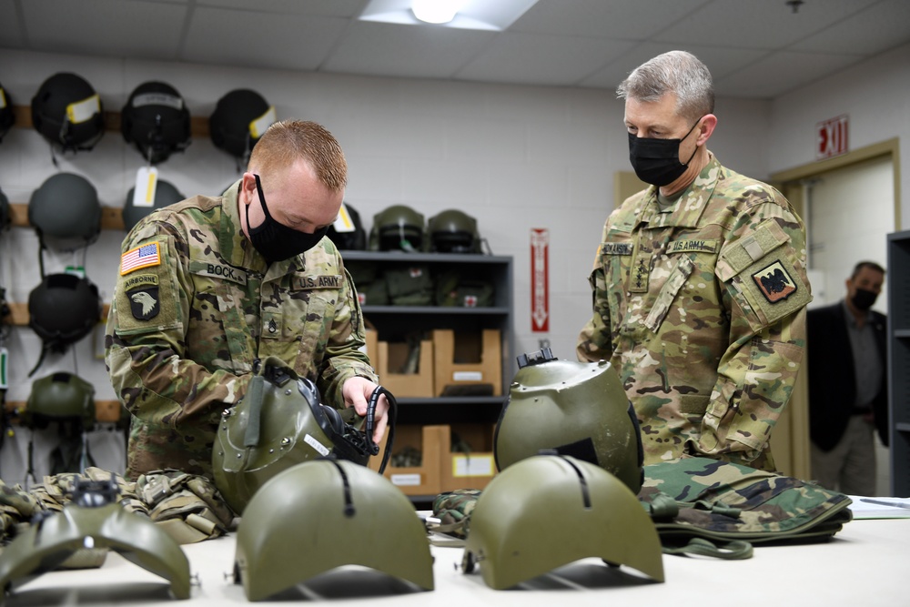 Gen. Hokanson 1-130th Attack Recon Battalion visit