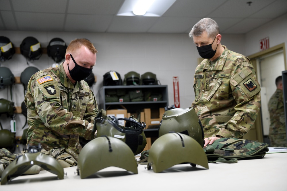 Gen. Hokanson 1-130th Attack Recon Battalion visit