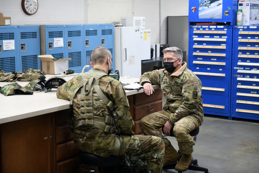 Gen. Hokanson 1-130th Attack Recon Battalion visit