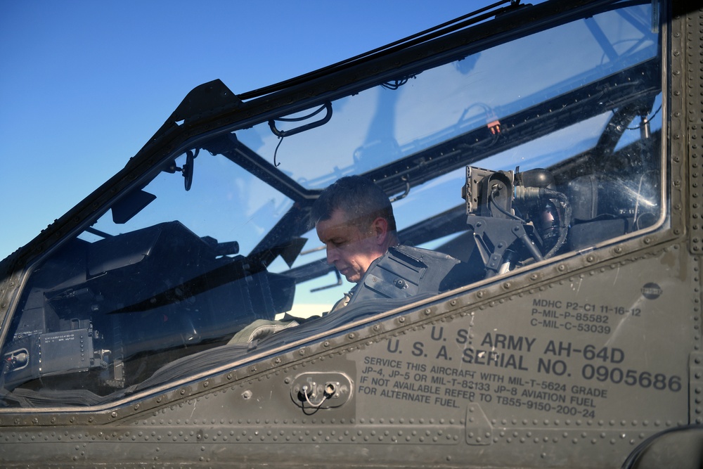 Gen. Hokanson 1-130th Attack Recon Battalion visit