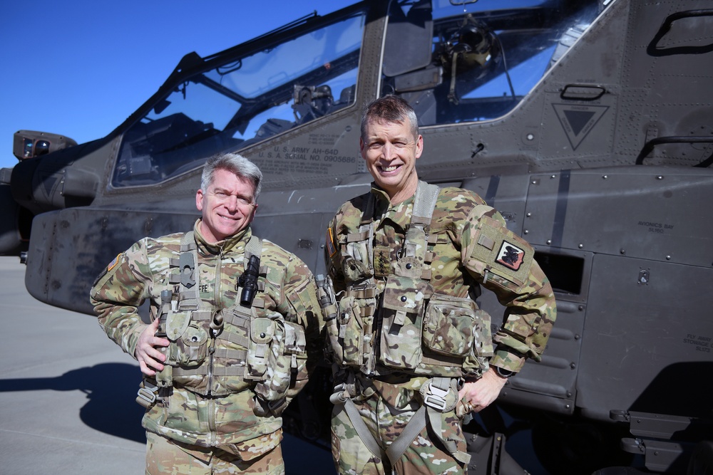 Gen. Hokanson 1-130th Attack Recon Battalion visit