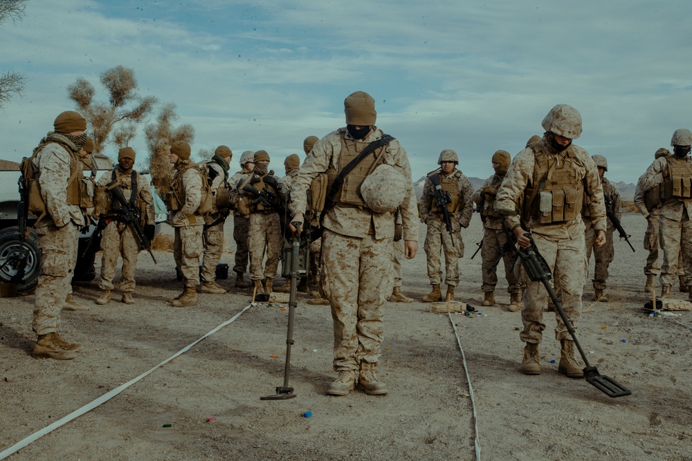 CLB-6 Conducts MFME, CASEVAC and IED training