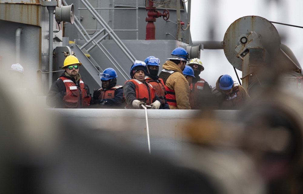 USS Porter RAS with USNS Laramie in Black Sea