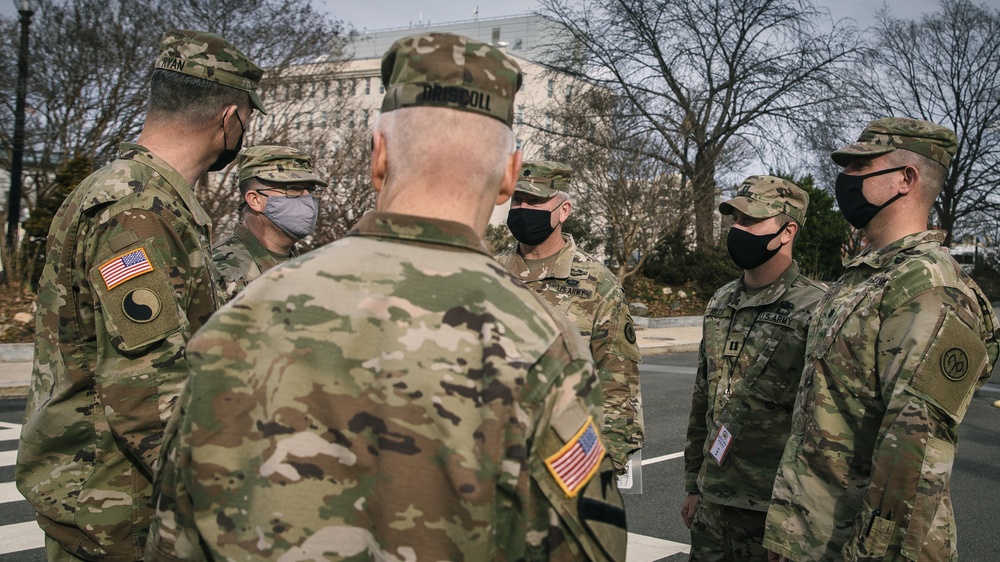 Brig. Gen. Robert Ryan visits Task Force Independence