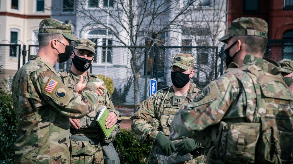 Brig. Gen. Robert Ryan visits Task Force Independence