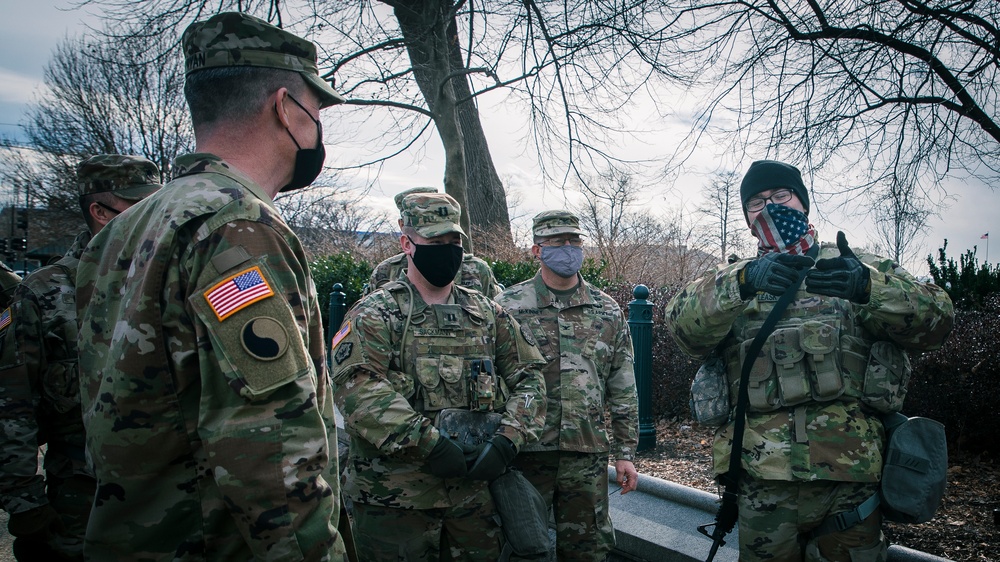 Brig. Gen. Robert Ryan visits Troops