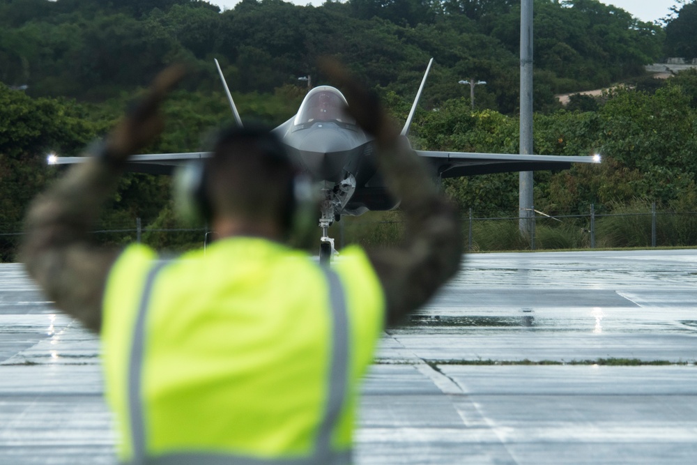 356th Fighter Squadron brings lightning to Cope North 21