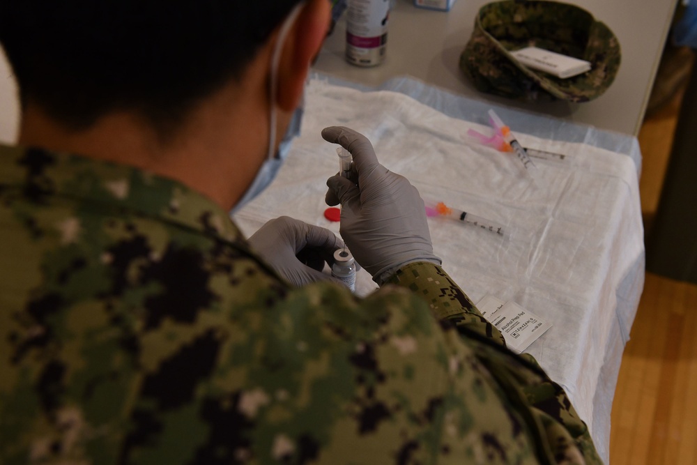Blue Ridge Sailors Receive COVID-19 Vaccine