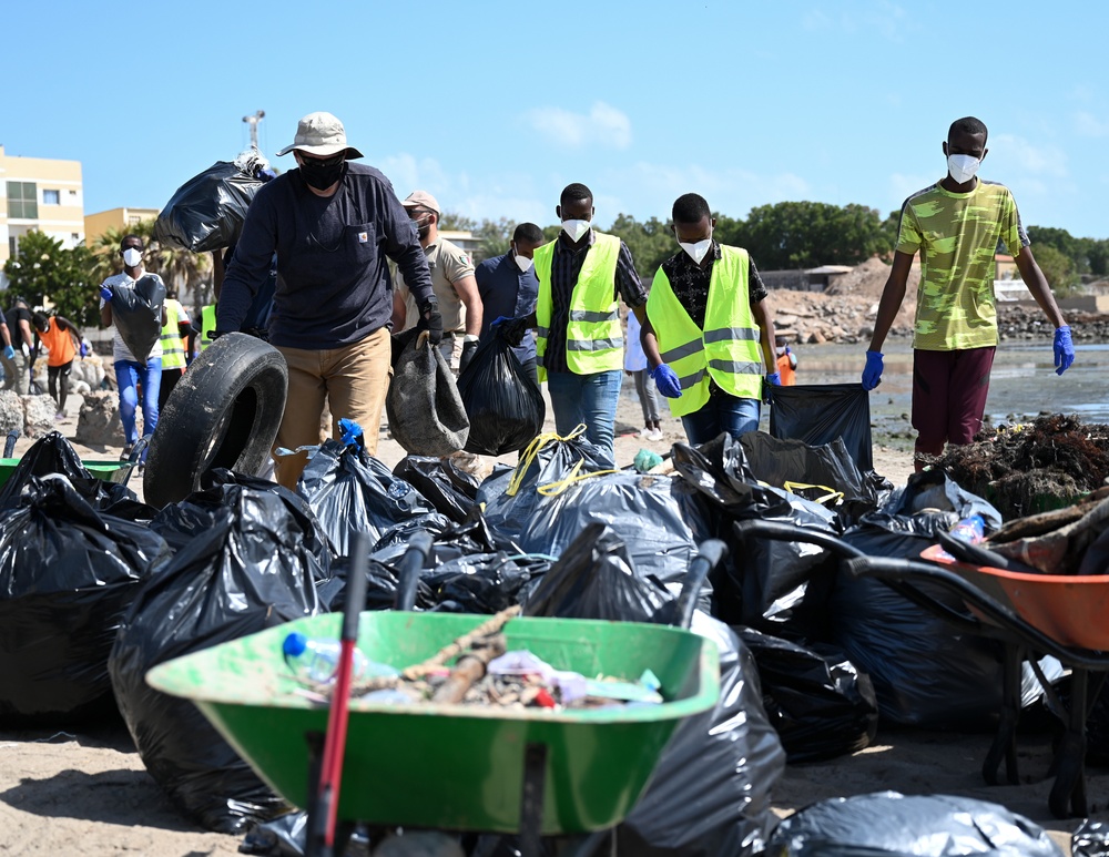 Civil Affairs East Africa Team, local partners clean Djiboutian beach